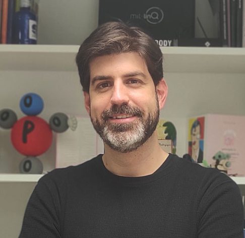 Dr. Carlos Romá Mateo